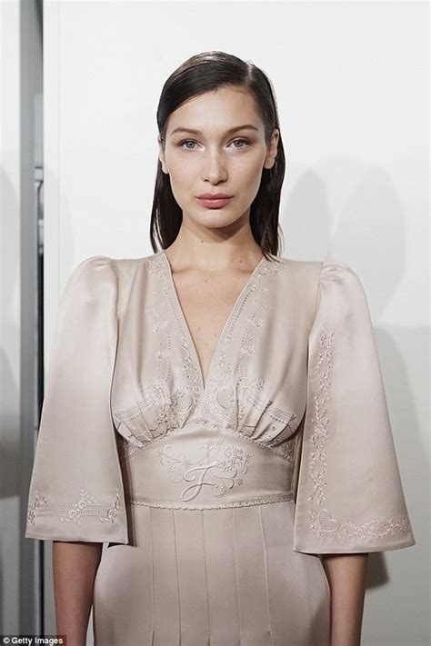 Bella Hadid Flashes Her Sideboob In Plunging Ruffled Dress Daily Mail Online