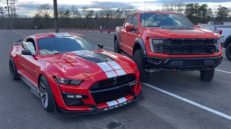 Ford Mustang Shelby GT500 Drag Races Raptor R In Family Feud