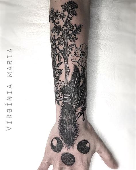 Fauna INK Tattoo Arte no Instagram Bruxaria Artista Virgínia