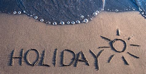 How to Book a Holiday Online - University Magazine 