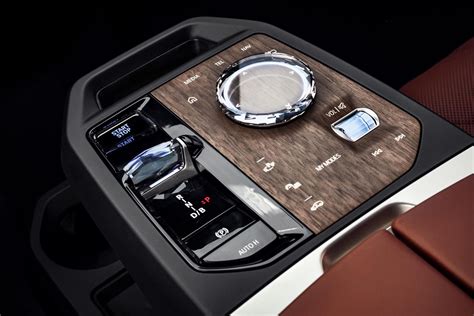 New BMW iX takes the iconic brand into a new sphere