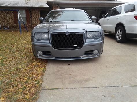 Pics Of New Tail Lights And Grill 2006 Srt8 Chrysler 300c Forum 300c And Srt8 Forums