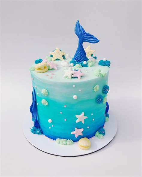 Torta De Sirena Mermaid Cake Dulcimec By Mari Catalano Sea Cakes