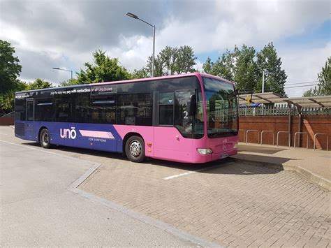 Uno 317 Bf59nhz Out Of Service At Hatfield Station Bus Sta Flickr