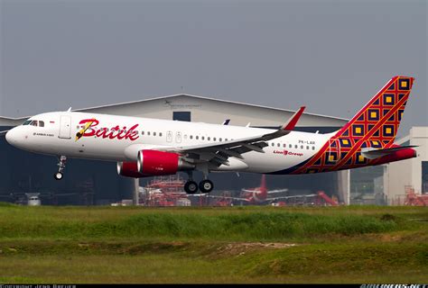 Airbus A320 214 Batik Air Aviation Photo 5537739