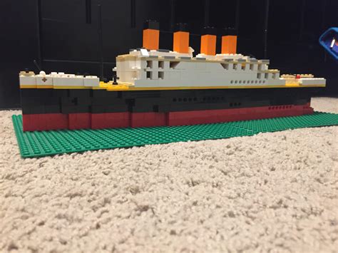 RMS Titanic Moc : r/lego