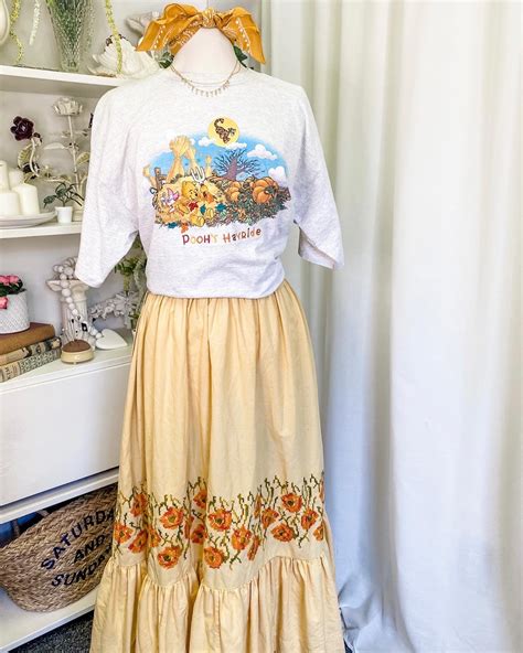 How to style Vintage Disney T-Shirts – BacktoYesterdayVintage