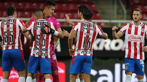 Chivas presentó lista de 12 transferibles TUDN Liga MX TUDN