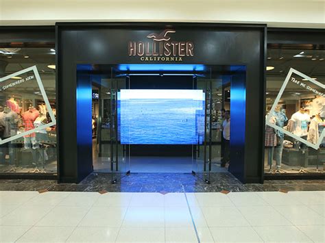 hollister | Dubai Shopping Guide