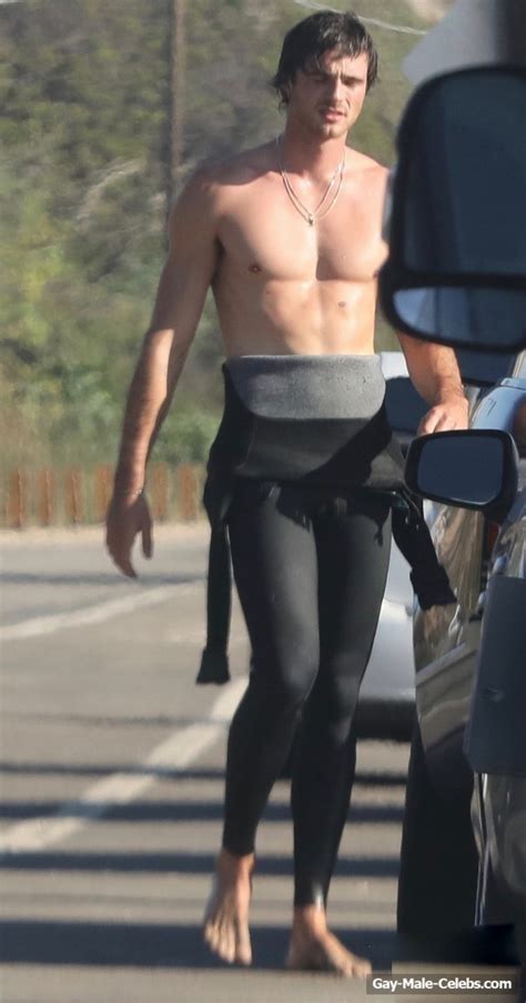 Jacob Elordi Nude Torso And Bulge Photos Gay Male Celebs