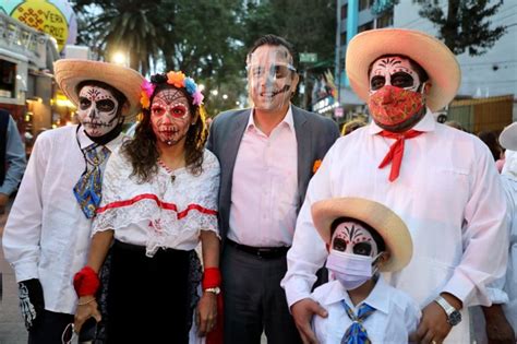 Desfile De “catrinas” En Xalapa Acrópolis Multimedios