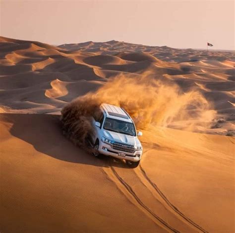 Dubai Paseo Matinal Por El Desierto De Las Dunas Rojas En Quad Buggy