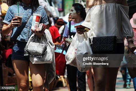 124 Pratunam Market Stock Photos, High-Res Pictures, and Images - Getty ...