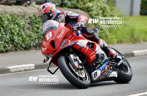 Isle Of Man TT Race Report From Superstock TT Race One Roadracing