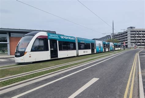 Inauguration In Edinburgh Trams Reach Newhaven Urban Transport Magazine