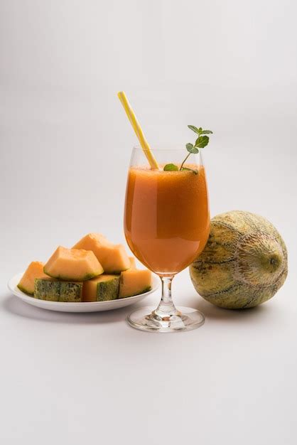 Premium Photo Musk Melon Juice With Slice Also Known As Kharbuj Or