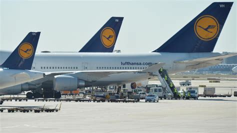 Streik Lufthansa Streicht F R Montag Fast Alle Fl Ge Welt