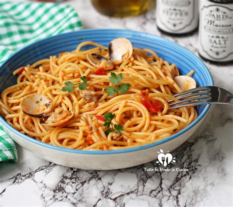 Spaghetti Alle Vongole Fresche O Surgelate Tutto Fa Brodo In Cucina