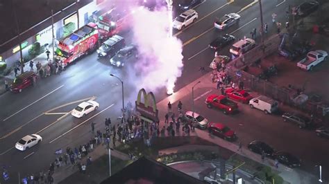 Dodgers Fans Celebrate World Series Title With Street Takeovers Fireworks Ktla