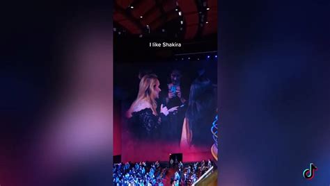 Adele Es Del Team Shakira Y Le Manda Este Recado A Piqu V Deo