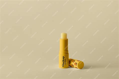 Premium PSD | Lip balm packaging mockup