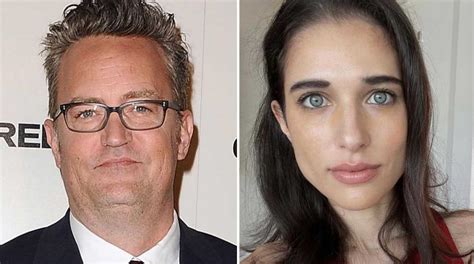 Molly Hurwitz takes off engagement ring after Matthew Perry split