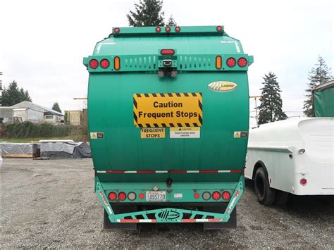 2008 Ccc Refuse Truck Kenmore Heavy Equipment Contractors Equipment And Vehicles Online