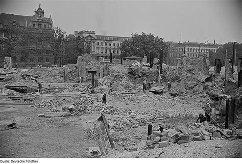 Leipzig 1945 Wikipedia Larry Blake Flickr