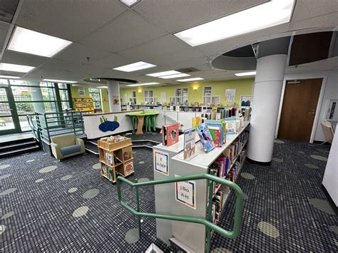 EDWARDSVILLE PUBLIC LIBRARY - Updated December 2024 - 24 Photos - 112 S ...