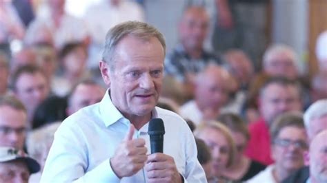 Donald Tusk Daj Si Wmontowa W Scenariusz Pisany Cyrylic