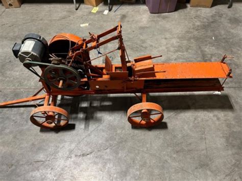 Miniature Hay Baler With Electric Motor To Make 5 X 6 X 10 Straw