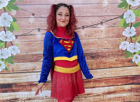 Supergirl Animatoare Petreceri Copii Iasi