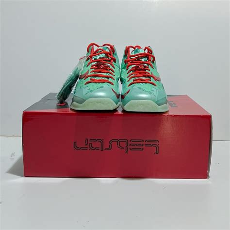 Lebron 11 Christmas