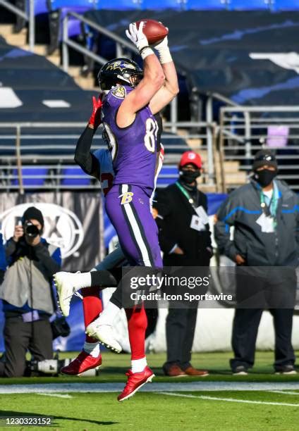 Mark Andrews Football Photos and Premium High Res Pictures - Getty Images