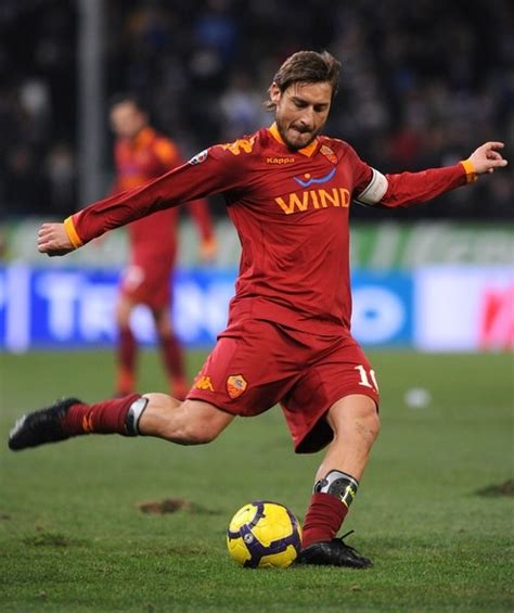 Francesco Totti, AS Roma | Totti roma, Popular sports, Soccer players