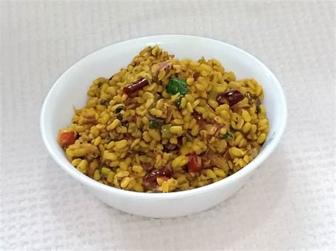 Punjabi Style Sookhi Urad Dal Recipe Delishably