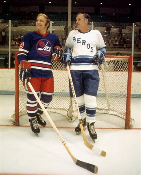 How Gordie Howe and the WHA transformed the business of hockey | CBC News