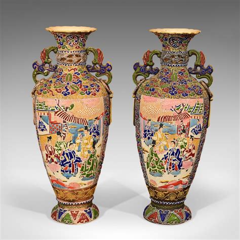 Pair Of Vases Japanese Moriage Satsuma C 1930 A1248 LA66833