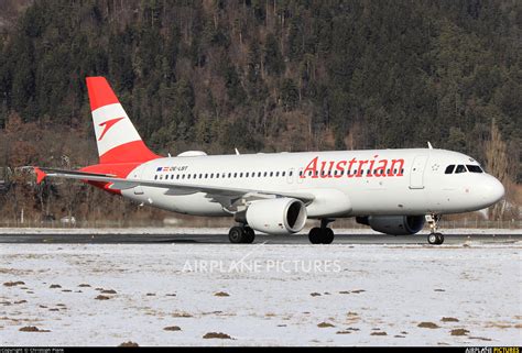 Oe Lbt Austrian Airlines Arrows Tyrolean Airbus A At Innsbruck