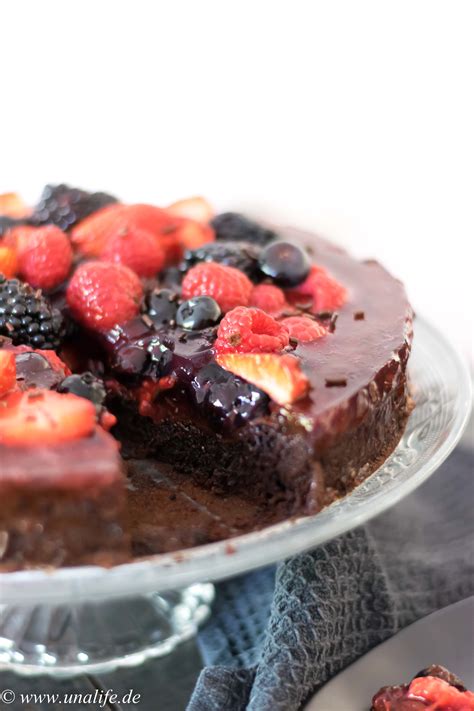 Leckere Schoko Beeren Torte Ein Einfaches Rezept Unalife