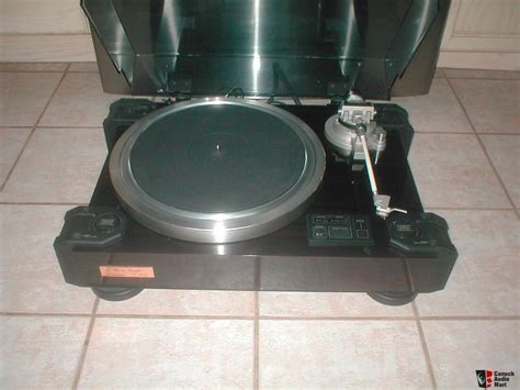 High End Pioneer PL-90 top model turntable ! Photo #1581167 - UK Audio Mart