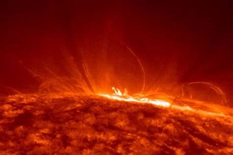 Solar Shooting Stars Discovering Fiery Rain On The Sun Civilsdaily