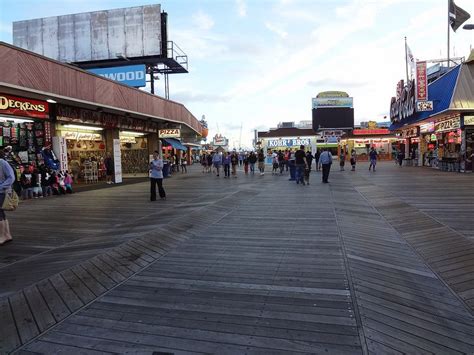 The Boardwalk Wildwoods New Jersey Wildwood Wildwood Nj Boardwalk