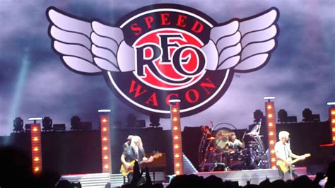 Ridin The Storm Out Reo Speedwagon Live Kansas City Mo 2016 Youtube