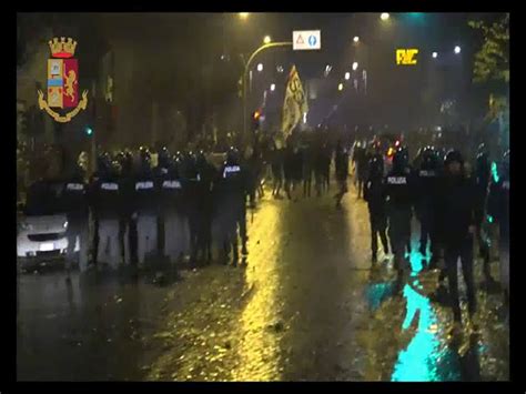 Roma Scontri Alla Festa Della Lazio Un Ultr Arrestato Corriere It