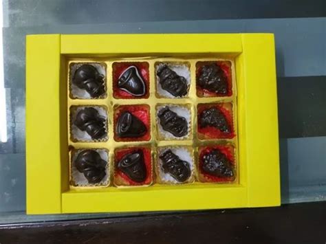 Square Brown Happy New Year Chocolate at Rs 250/box in New Delhi | ID ...