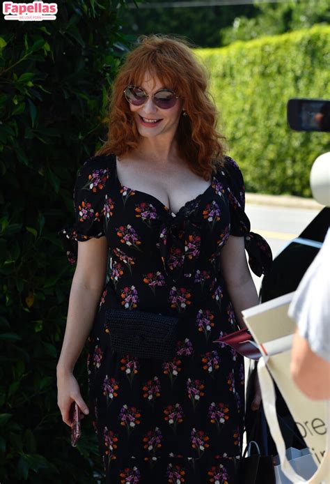 Christina Hendricks Aka Actuallychristinahendricks Nude Leaks Fapellas