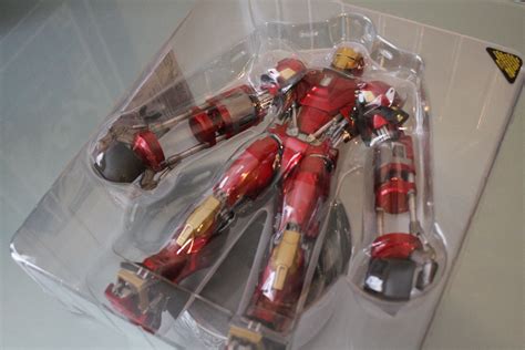 Hot Toys Sideshow Iron Man Mark Xxxv Red Snapper