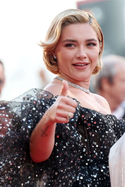 Florence Pugh Nude The Fappening Photo 2706056 FappeningBook