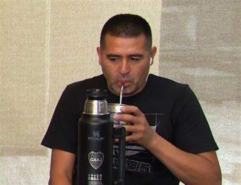 Juan Román Riquelme Tengo dos grandes vicios tomar mate y comer